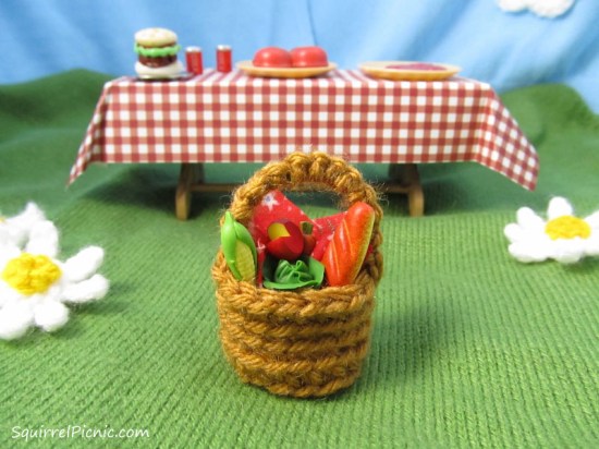 Crochet Picnic Basket