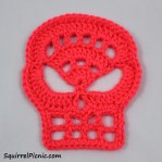 Crochet Skull by Squirrel Picnic