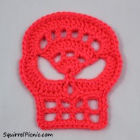 Crochet Skull by Squirrel Picnic