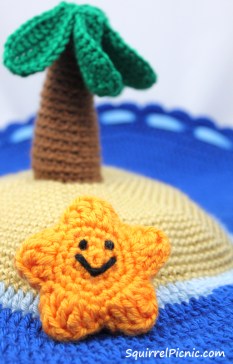 Crochet Starfish by Squirrel Picnic