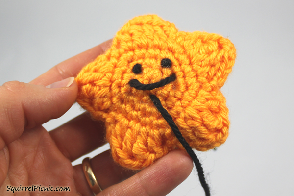 Amigurumi Smiley Faces How To by Squirrel Picnic 