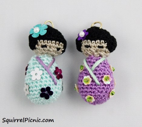 Crochet Kokeshi Doll Charms_Squirrel Picnic