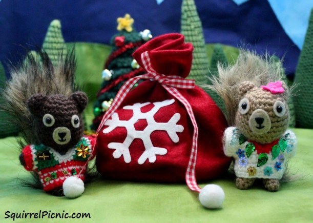 Hodge and Podge Open Present 1