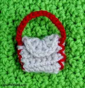 Crochet Satchel for Your Squirrel Friend by Squirrel Picnic