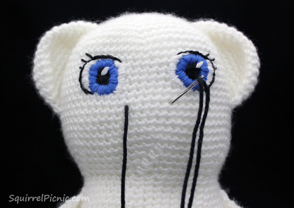 Satin Stitch Tutorial by Squirrel Picnic