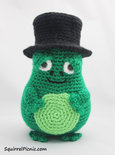 Mayor Snack Frog from Squirrel Picnic